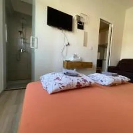 Minato Center Apartmán *