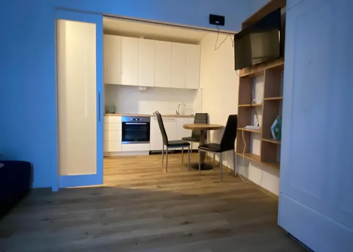 아파트 Minato Center